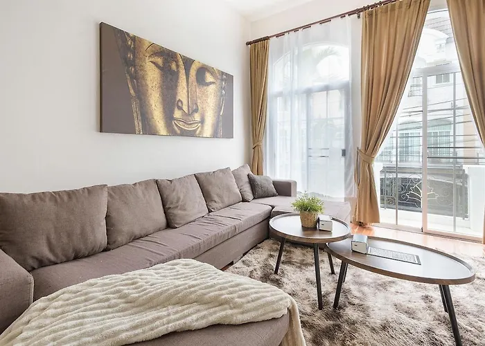 Modern 3br Rama Mansion Near Airport Amenities بيت للعطل *