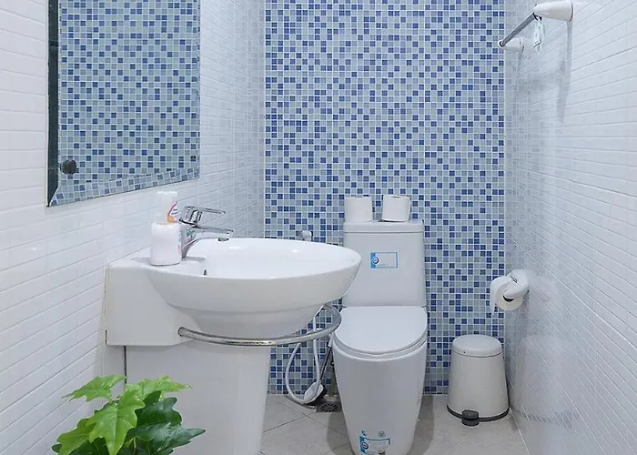 بيت للعطل Modern 3br Rama Mansion Near Airport Amenities *