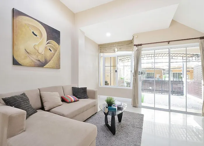 بيت للعطل Modern 3br Rama Mansion Near Airport Amenities *