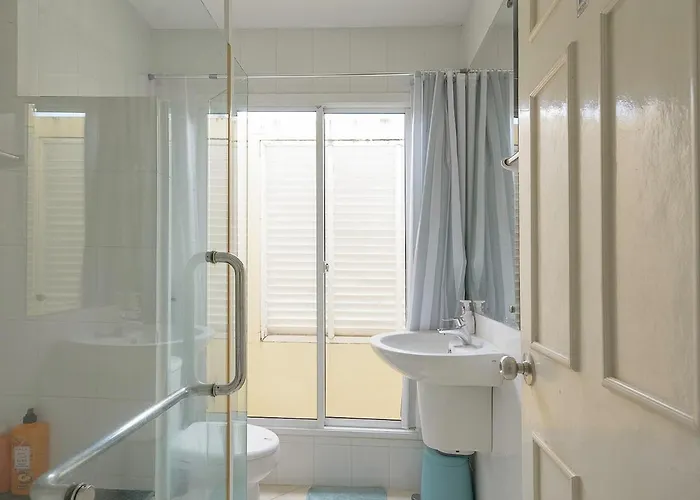 Modern 3br Rama Mansion Near Airport Amenities بيت للعطل *